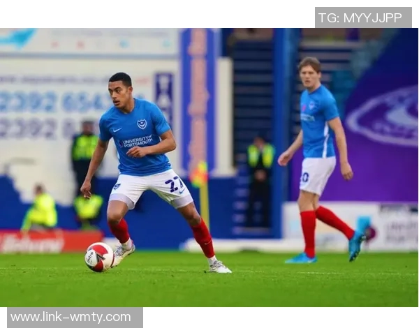 克拉克斯顿全能表现助球队取胜18分10板6助2断3帽展现实力